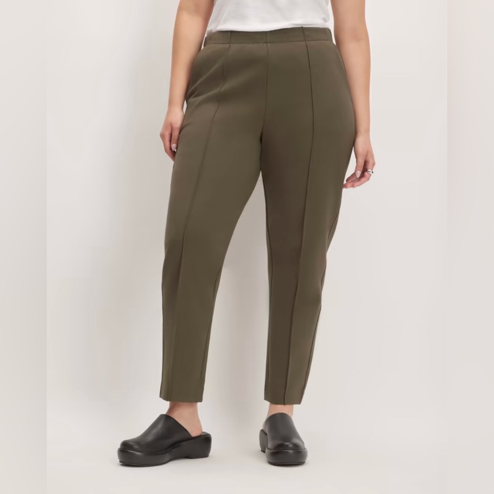 Everlane Dream Pant in Dark Forest Size S